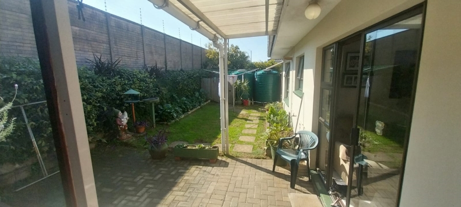 2 Bedroom Property for Sale in Gonubie Eastern Cape